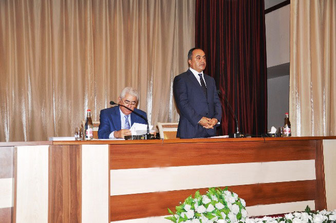 Goranboyun başçısı ali məktəblərə yüksək balla qəbul olunanlarla görüşdü