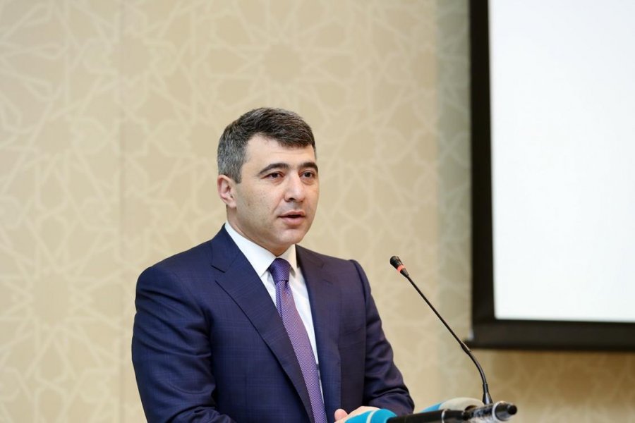 Nazir iki direktoru işdən çıxardı