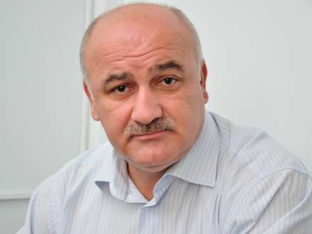 Arif Hacılı Facebook-dakı dostlarına XƏBƏRDARLIQ ETDİ