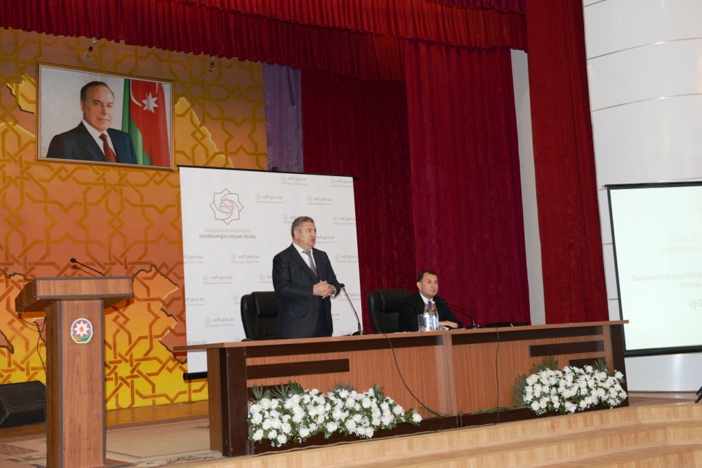 Lerikdə sahibkarlarlığın güzəştli kreditləşdirilməsinə dair işgüzar forum keçirilib - FOTO