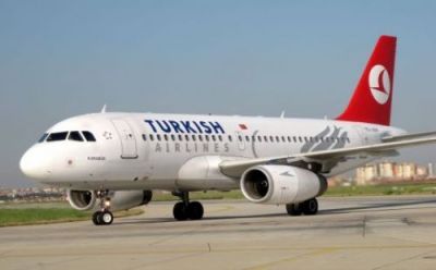 Türk Hava Yolları təyyarəsi təcili eniş edib
