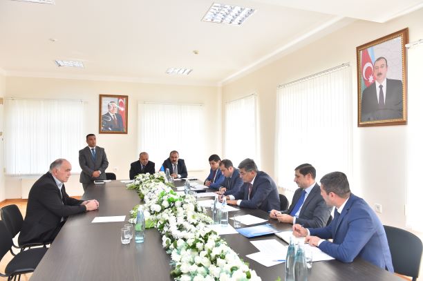 “Azərsu” rəsmiləri vətəndaşları qəbul etdi