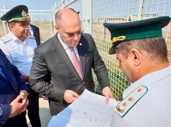 Səfər Mehdiyev Biləsuvarda gömrüyün işini yoxladı