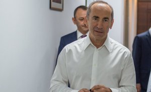 Ermənistanda Köçəryanın tərəfdarı saxlanıldı