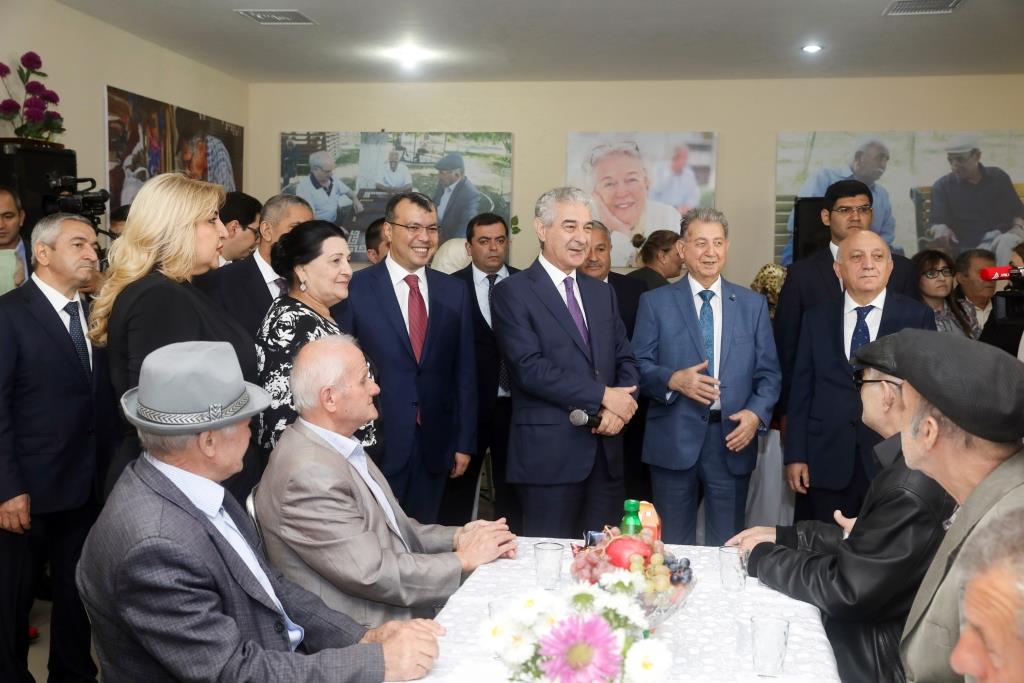 Baş nazir müavini ahıllarla görüşdü