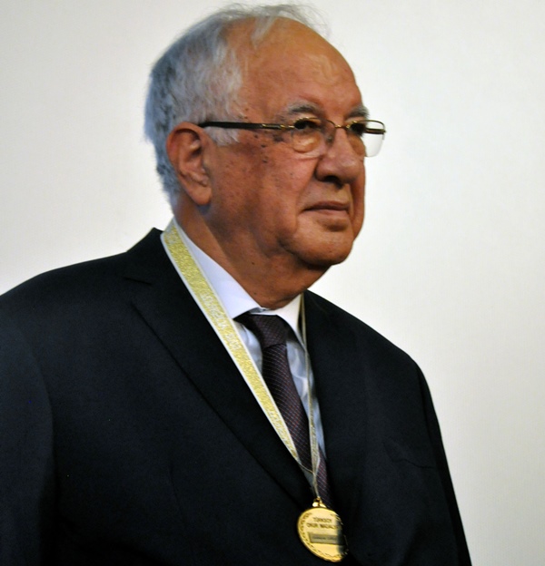 “TÜRKSOY” Hidayəti “Onur” qızıl medalı ilə təltif etdi