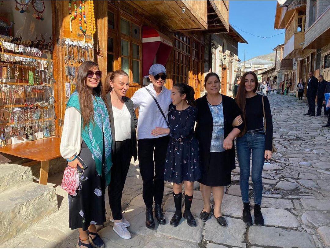 Mehriban Əliyeva Lahıcdan yazdı: “Gözəl insanlar şəhəri” - FOTOLAR