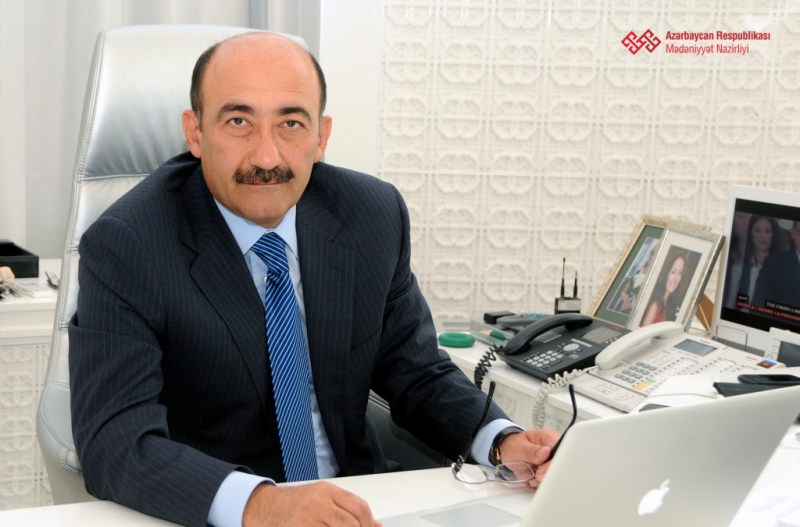 Nazir müəllimləri təbrik etdi: “Sizin yorulmaz əməyinizin bəhrəsidi”