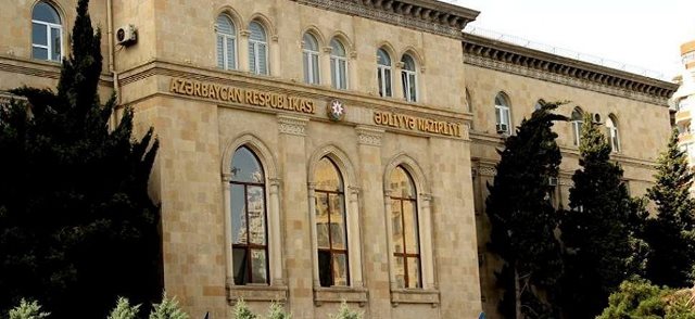Ədliyyə orqanlarında işləmək işləyənlərə xəbərdarlıq