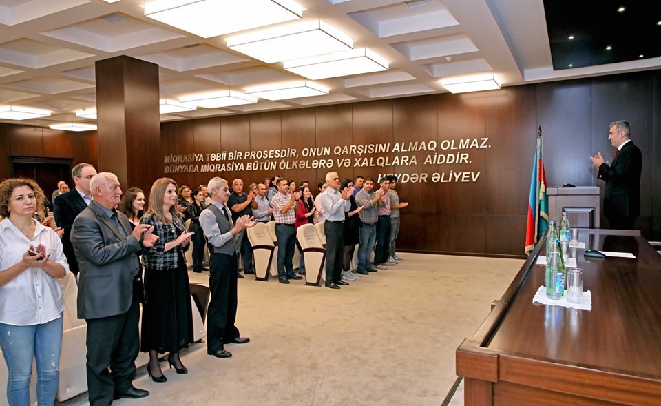355 nəfərin Azərbaycan vətəndaşlığına qəbulu icra edildi  