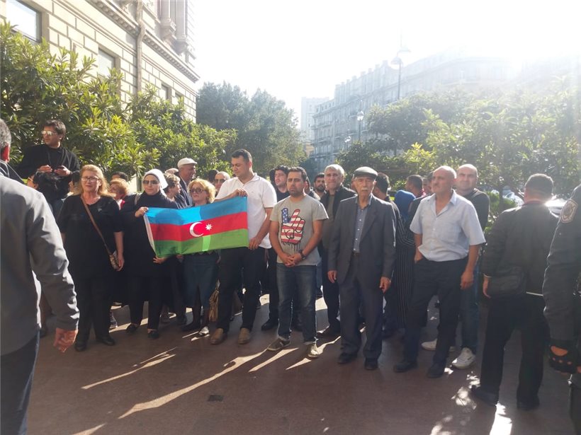 Milli Şuranın icazəli piketi başa çatıb - Polis iştirakçıları bir-bir sayıb - FOTOLAR