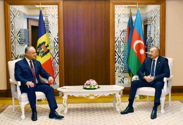 Prezident İlham Əliyev moldovalı həmkarı ilə görüşdü - YENİLƏNİB