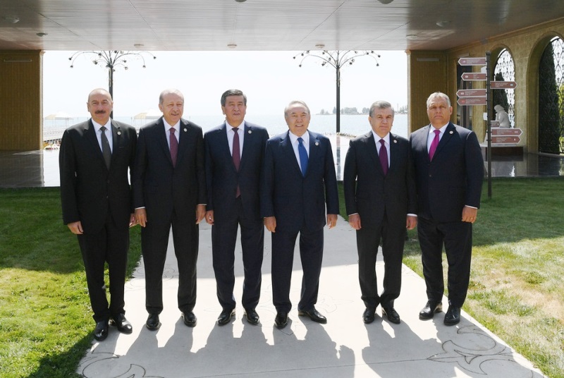 Türkdilli ölkələrin prezidentləri Bakıya toplaşır  