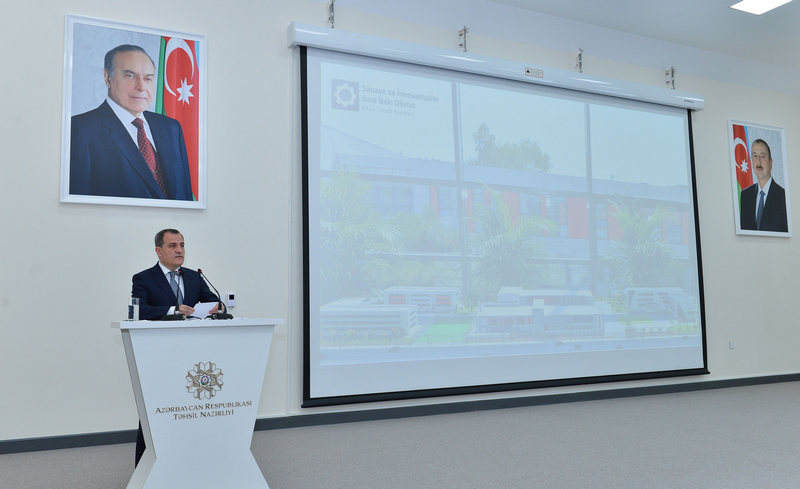 Nazir: “Əsas çağırışlardan biri peşə təhsilinə marağın artırılmasıdır”