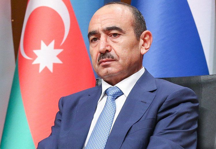 Prezidentin köməkçisi polisin adından üzr istədi - VİDEO