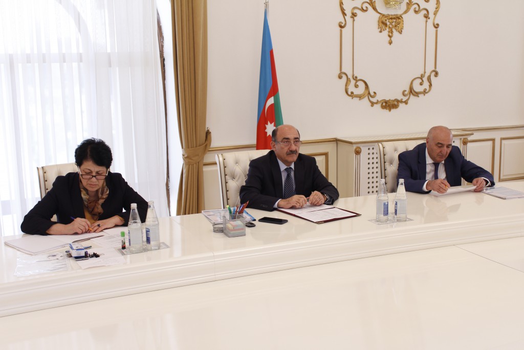Nazir və müavini qəbul keçirdi - FOTO
