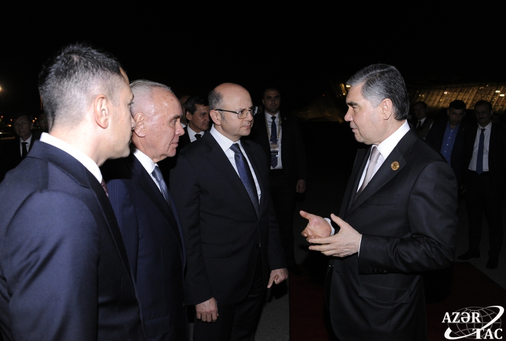 Qurbanqulu Berdiməhəmmədovun Azərbaycana səfəri başa çatdı