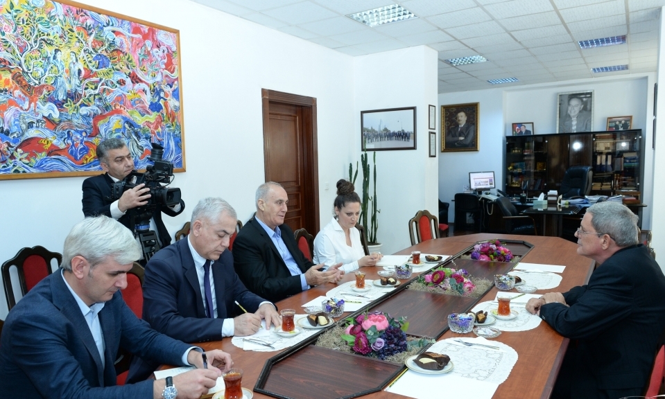 AZƏRTAC  Prensa Latina agentliyi ilə əməkdaşlıq memorandumu imzaladı - VİDEO