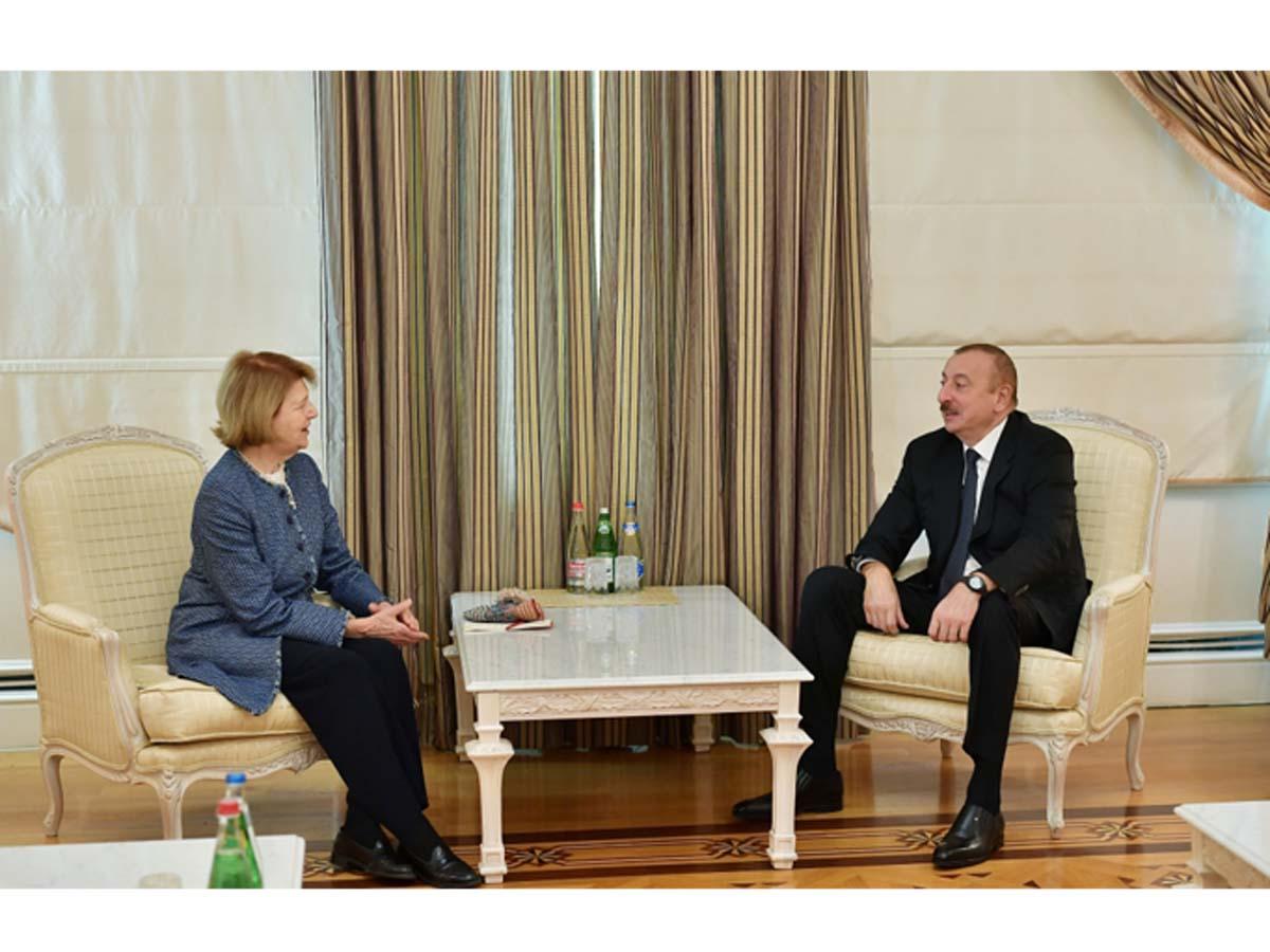 İlham Əliyev Böyük Britaniya Baş Nazirinin elçisini qəbul edib
