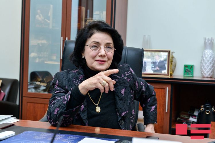 Firəngiz Əlizadə yenidən Bəstəkarlar İttifaqının sədri seçilib