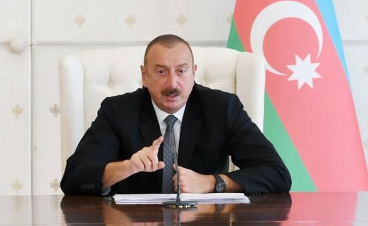 “Bax, belə bir “xadim”ə heykəl qoyulub” - Prezident