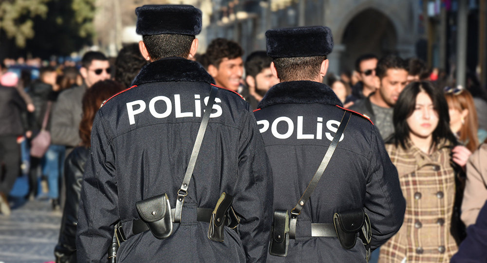 Azərbaycan polisi qış geyiminə keçdi - FOTO