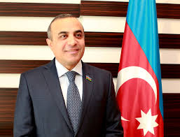 Azay Quliyevdən Oqtay Gülalıyevə görə təşəkkür