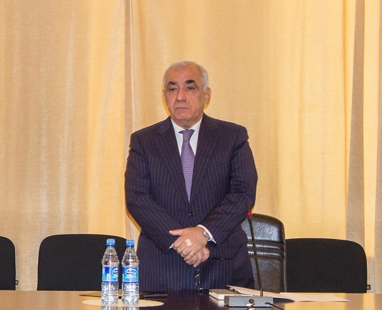 Baş Nazir Əli Əsədov özünə yeni köməkçi təyin edib