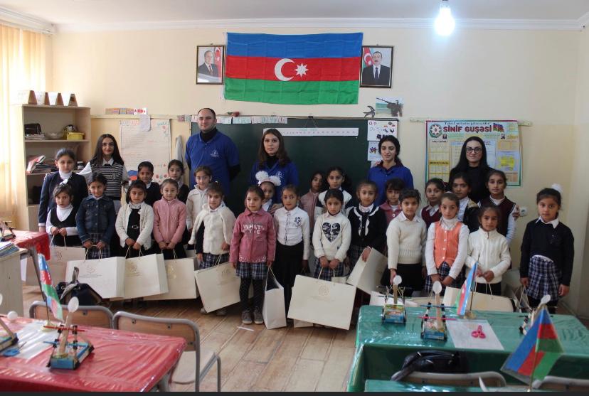 Cəbhə bölgəsində məktəblilər üçün təlimlər keçirilir - FOTO