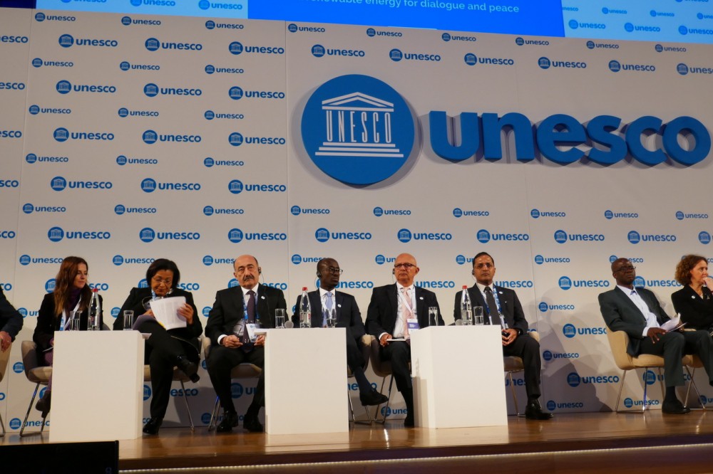 UNESKO baş qərargahında Mədəniyyət nazirlərinin birinci Forumu keçirilir