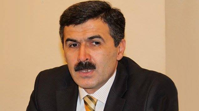 Oqtay Gülalıyev başqa xəstəxanaya KÖÇÜRÜLDÜ