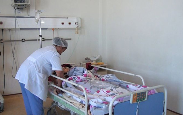 Salyanda bir ailənin 7 üzvü zəhərləndi - 4-ü uşaqdır