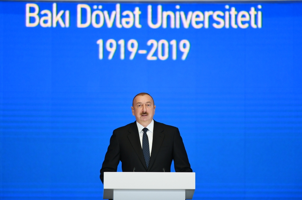 Prezident BDU-nun yubiley tədbirində... 