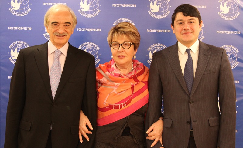 Rusiya saytları Fuad Muradovun Moskva səfərinə geniş yer ayırıb  