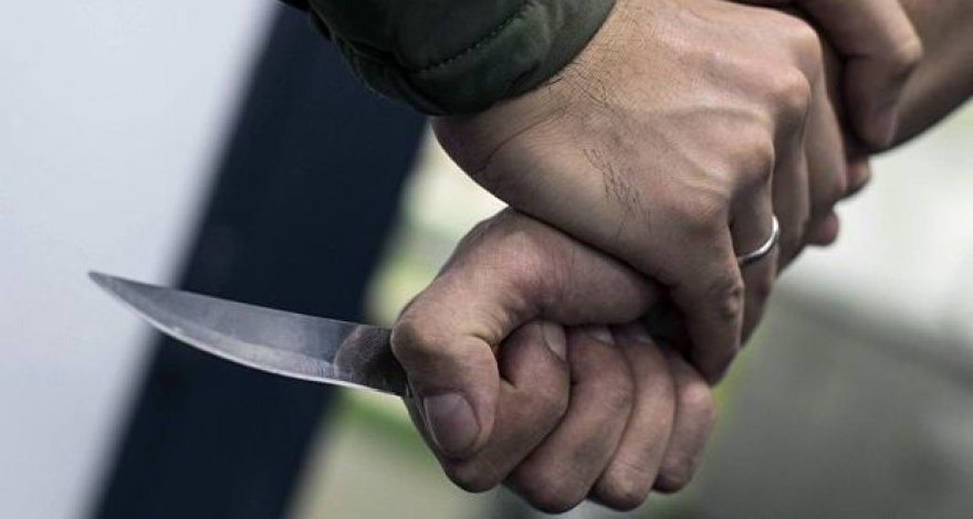 Azərbaycanlı ilə erməni arasında dava düşdü: biri digərini bıçaqladı