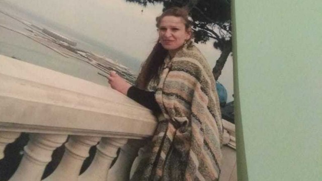 Qaxda itkin düşən ailəli qadın evli kişi ilə QAÇDI - FOTO