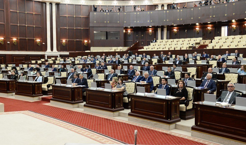 Milli Məclis bu qanunları ləğv etdi