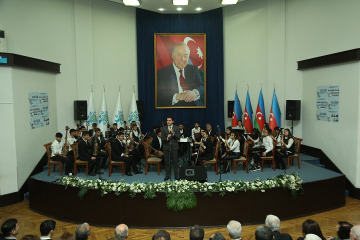 Gəncədə bələdiyyə seçkilərinin təbliğat - təşviqat kampaniyasını uğurla davam etdirir