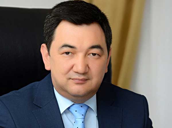 Nazarbayev Darxan Kıdıralini \