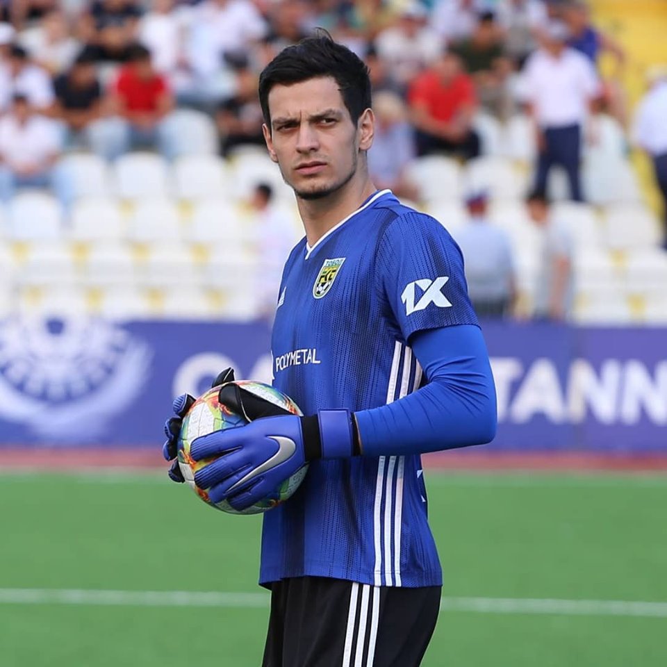 Azərbaycanlı futbolçunun baş məşqçisi erməni oldu