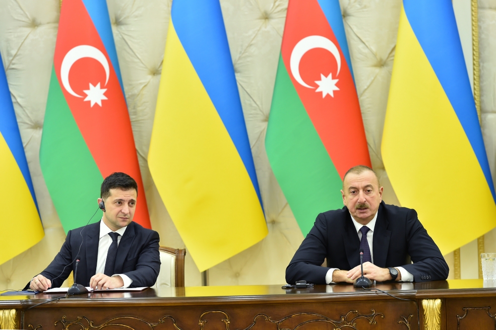 İlham Əliyev Ukrayna prezidenti ilə danışıqların detallarını AÇIQLADI  