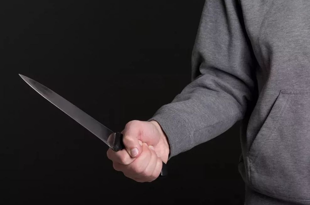 Bakıda 23 yaşlı gənci bıçaqladılar