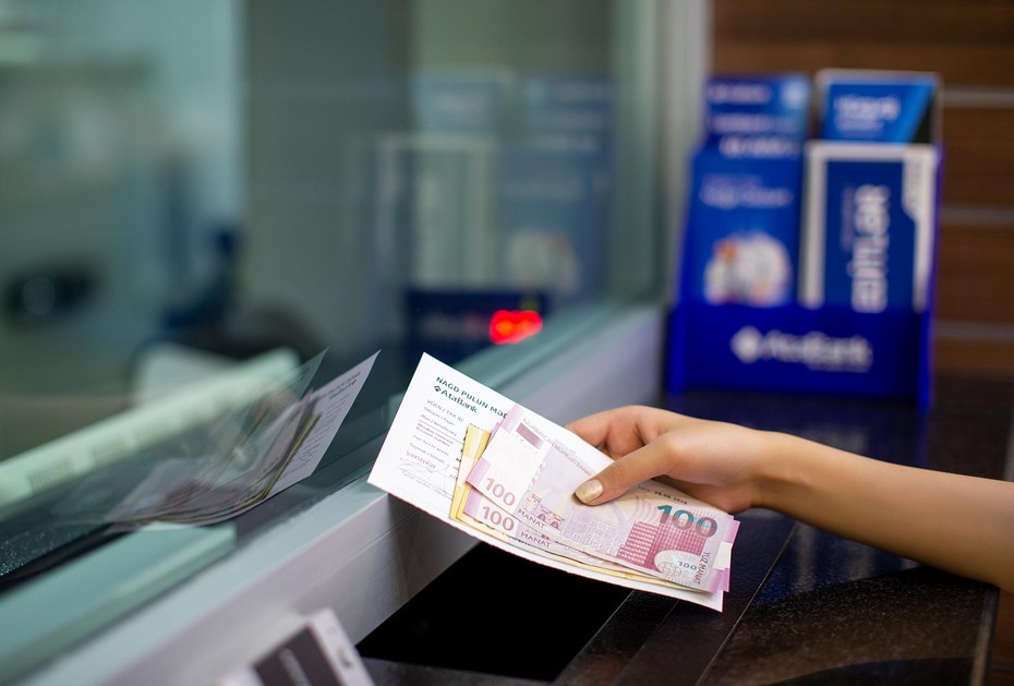 Əhalinin banklardakı əmanətlərinin MƏBLƏĞİ 