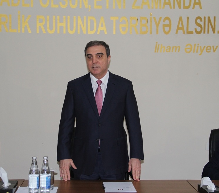 “Gəncədə son bir neçə ayda 100-dən artıq küçə asfaltlanıb” - icra başçısı