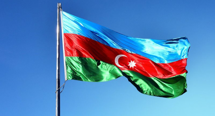 Dövlət bayrağı ilə bağlı qanuna dəyişiklik edilib