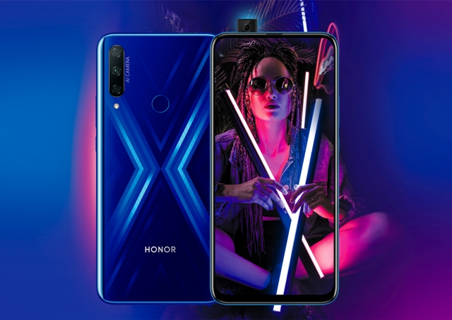Gözlənilən 9X smartfonları artıq satışda