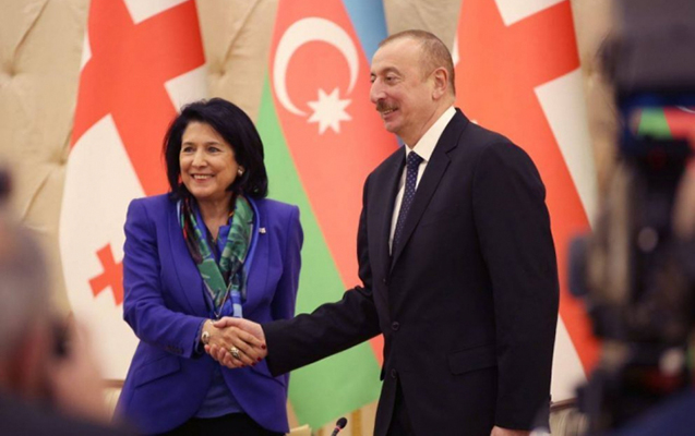 Zurabişvili də Əliyevi təbrik etdi