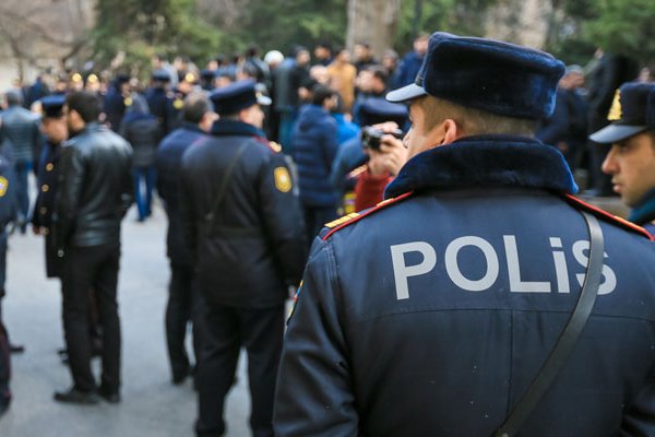 Bakıda polis müstəntiqi viskidən zəhərlənərək ÖLDÜ - TƏFƏRRÜAT