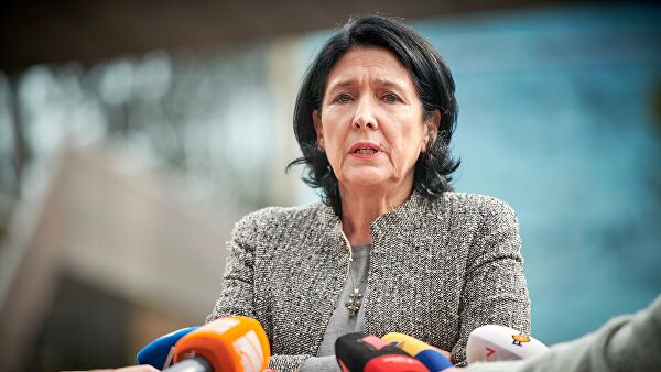 Gürcüstan prezidenti dəstək istəyir...