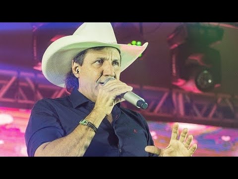 Səhnədə oxuya-oxuya öldü - VİDEO